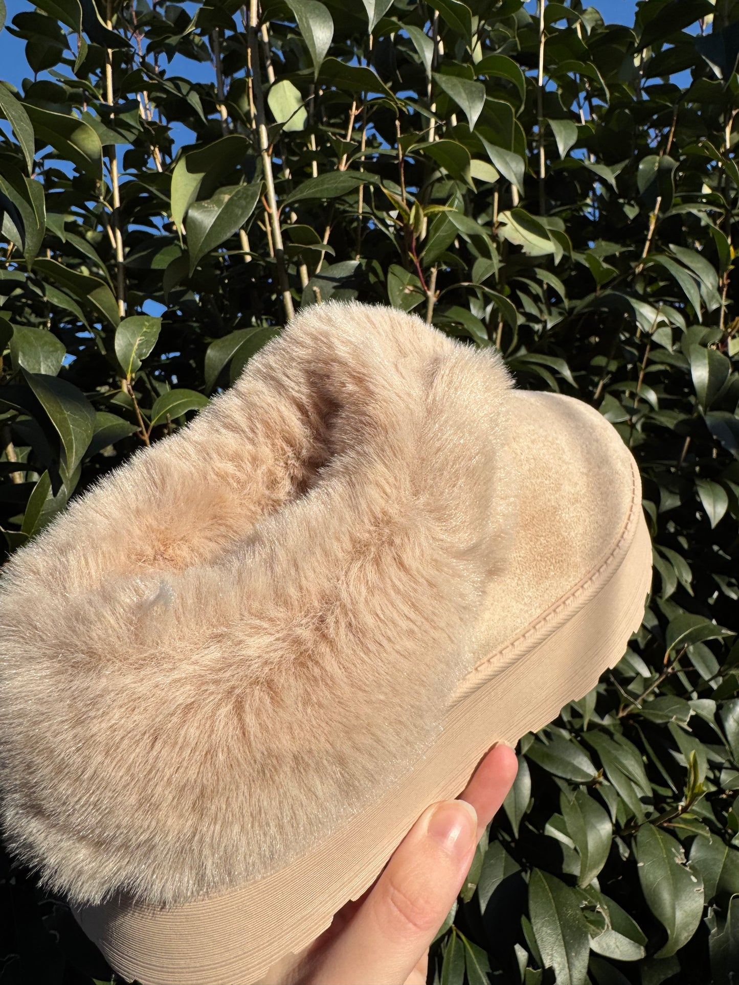 Mules beige fourrure