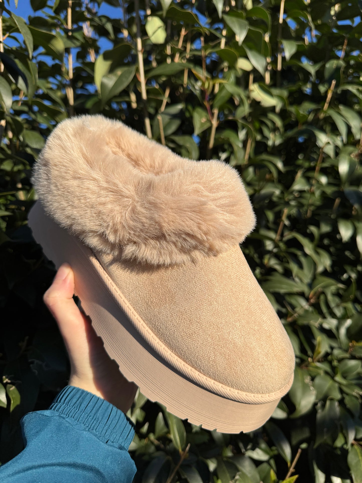 Mules beige fourrure